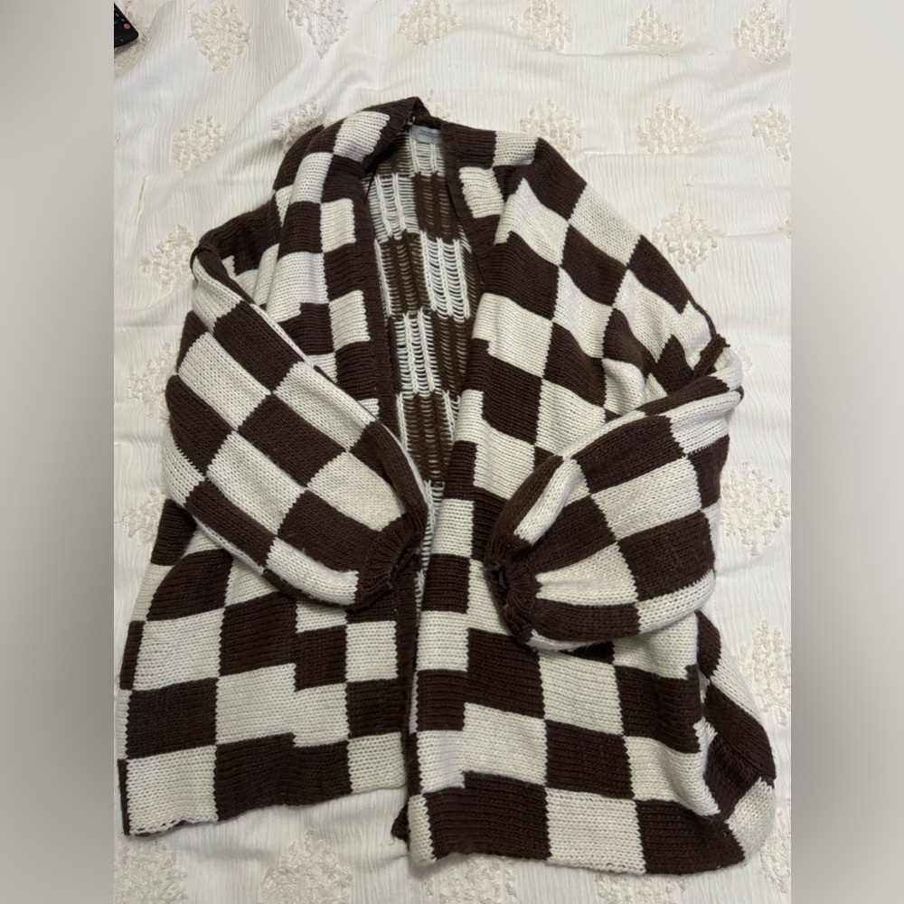 Balloon sleeve checkered cardigan